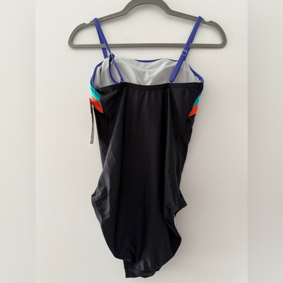 Speedo One-Piece Swimsuit – Black with Colorblock Trim – Size 8 - Picture 5 of 8